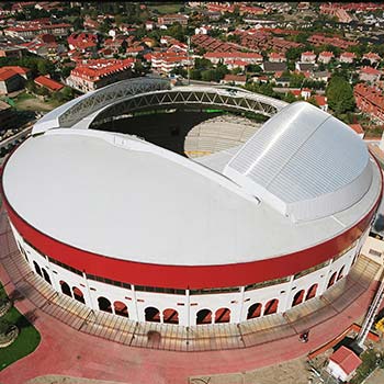 imagem de Plaza de toros (Moralzarzal - Espaa)  